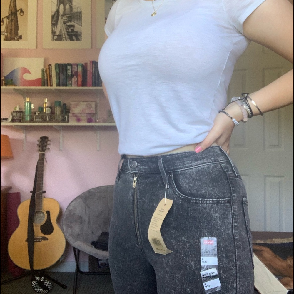 ✨ brand new Levi’s never worn!!!✨